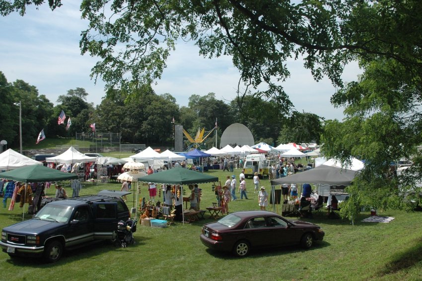 Warren Quahog Festival and Art Show returns this weekend EastBayRI